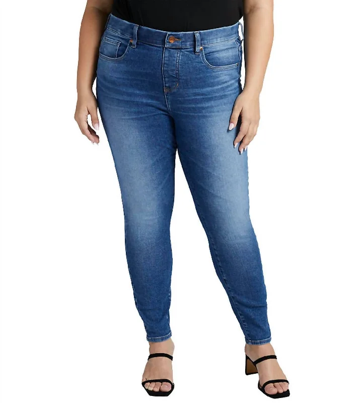 Women’s low-rise jeans for casual outfits -High Rise Valentina Skinny Jean - Plus In Lapiz Blue