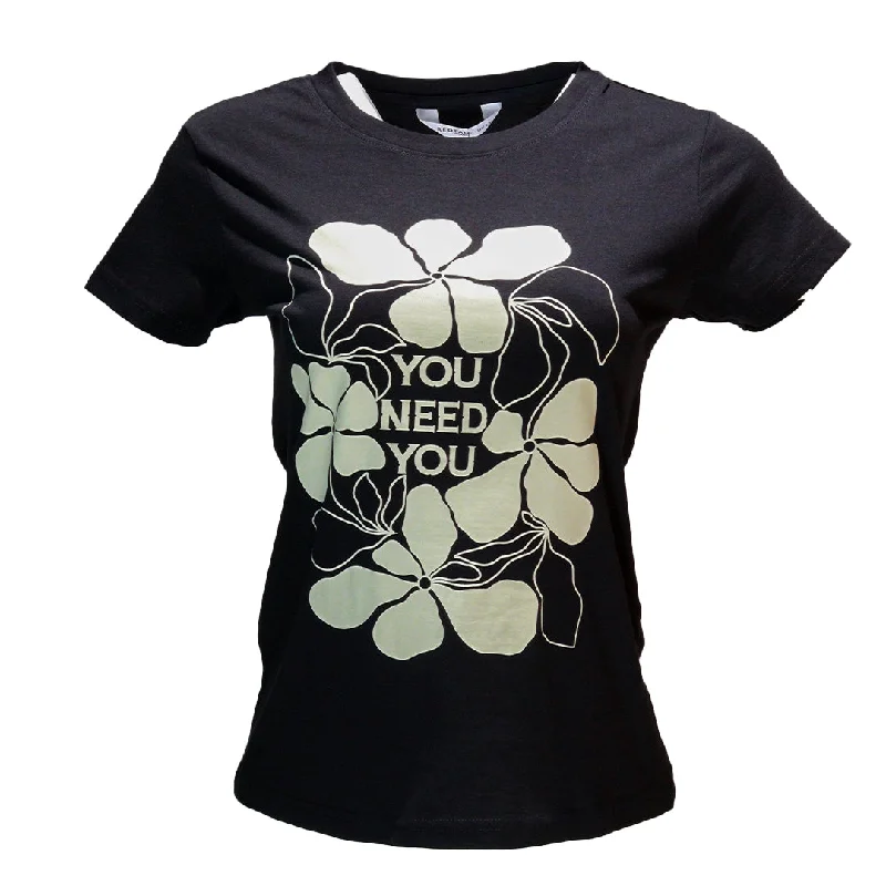 Women’s skinny jeans for casual style -Black Printed T Shirt