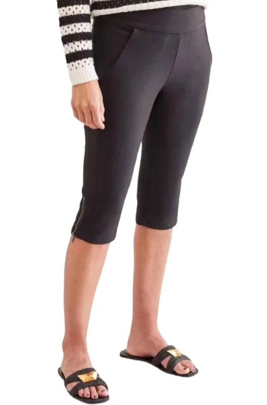 Women’s lounge pants for relaxing at home -Flatten It Pull On Capri Pants In Black