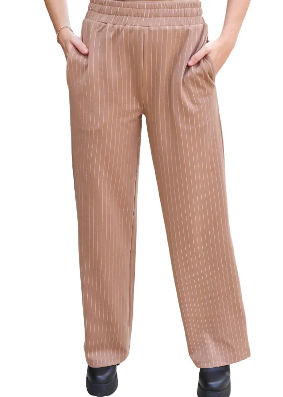 Women’s jogger style pants for active wear -Women's Go With It Wide Leg Pants In Mocha