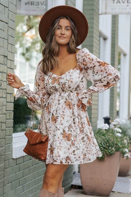 Women’s casual midi dresses for relaxed vibes -Cream Floral Print Mini Dress